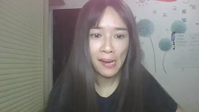 Snapshot of Monice1314 chatting on 10-11-25, 11:42 Monice1314 online show from 10-11-25, 11:42