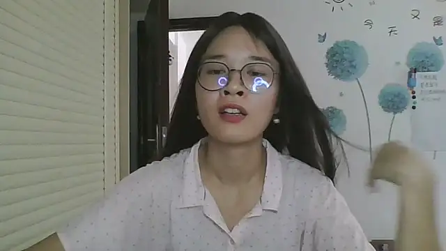 Snapshot of Monice1314 chatting on 10-14-25, 03:40 Monice1314 online show from 10-14-25, 03:40