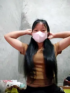 Lilyy-y online show from 10-07-25, 09:23