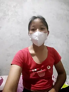 Lilyy-y online show from 10-18-25, 09:48