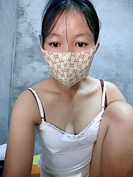 Lilyy-y online show from 10-27-25, 09:41