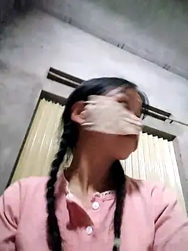 Lilyy-y online show from 10-30-25, 09:26