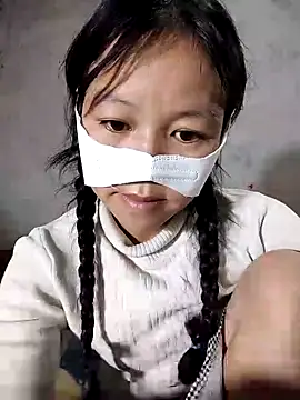 Lilyy-y online show from 11-13-25, 10:19