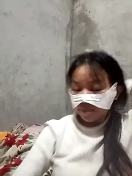 Lilyy-y online show from 11-18-25, 09:30