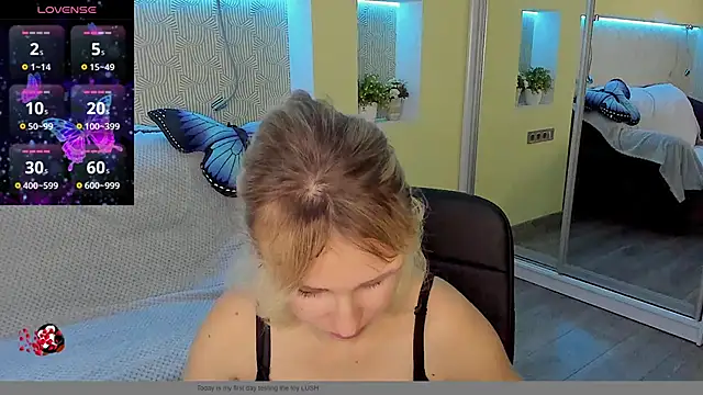 MeryMidnight online show from 11-11-25, 07:30