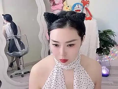 QQ  2025 online show from 09-12-25, 10:43