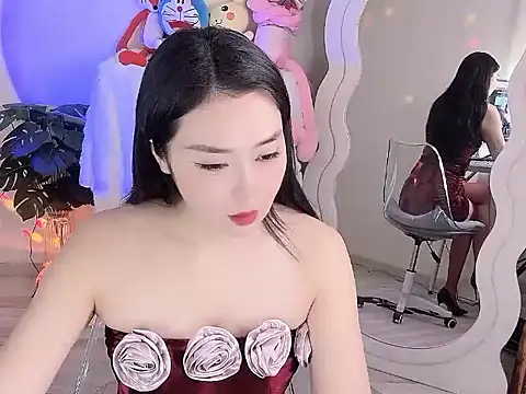 QQ  2025 online show from 09-14-25, 07:18