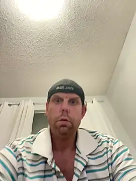 CouplesFuckToy69 online show from 10-28-25, 04:27