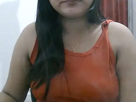 Mon-Luv online show from 10-15-25, 01:11