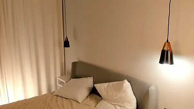 SirenaOstrem online show from 10-12-25, 01:04