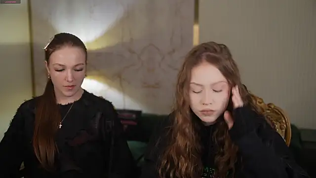 Ella 054 online show from 02-25-26, 11:36