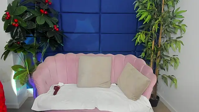 KamaFeels online show from 11-22-25, 04:55