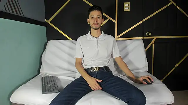 logan rogers  online show from 10-06-25, 11:51