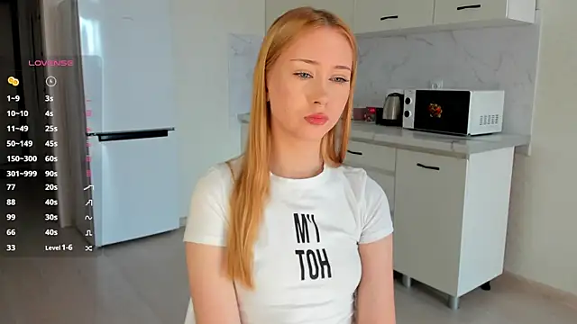 MoonPetal online show from 09-18-25, 11:34