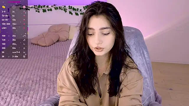 Snapshot of Andres_sssss chatting on 11-06-25, 11:48 Andres sssss online show from 11-06-25, 11:48