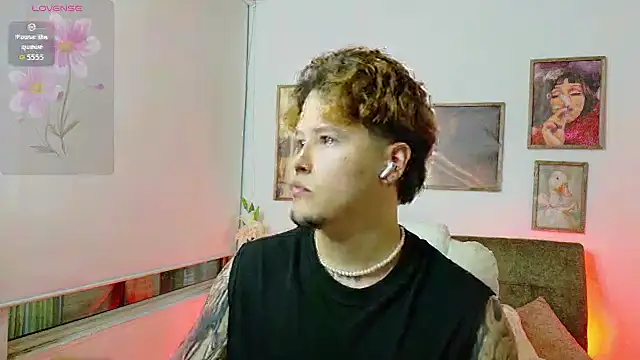  tylerr  online show from 09-09-25, 03:06