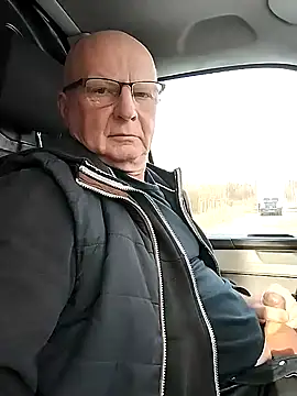 Zeigegeilehure online show from 11-24-25, 10:48