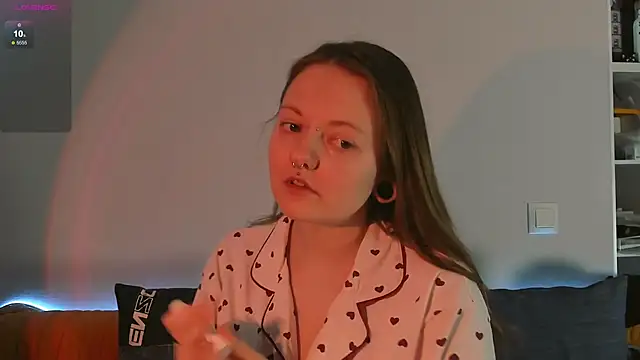 WonderConnie1 online show from 01-12-26, 08:08