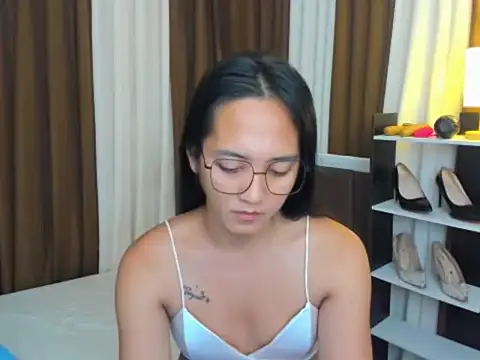 URHottestAngel online show from 09-14-25, 02:33