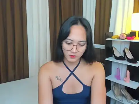 URHottestAngel online show from 09-23-25, 05:32