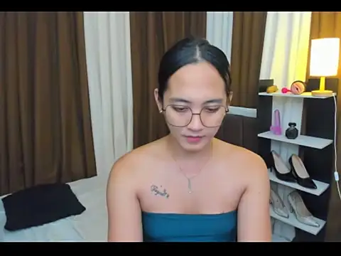 URHottestAngel online show from 10-08-25, 05:16