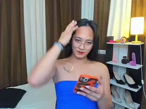 URHottestAngel online show from 10-09-25, 05:11