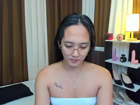 URHottestAngel online show from 10-25-25, 12:13