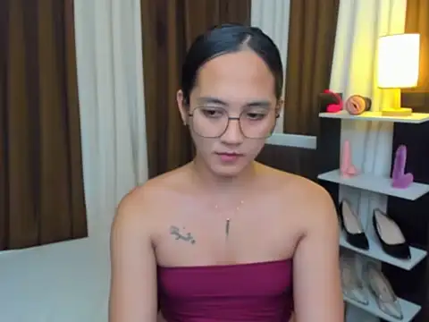 URHottestAngel online show from 10-27-25, 12:53