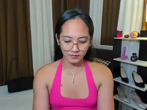 URHottestAngel online show from 11-06-25, 04:52