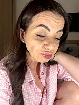 Roxanne Skye online show from 09-23-25, 04:43