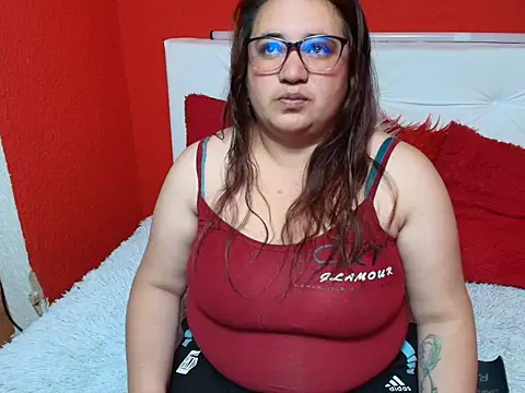  khloe tomson  online show from 09-16-25, 01:01