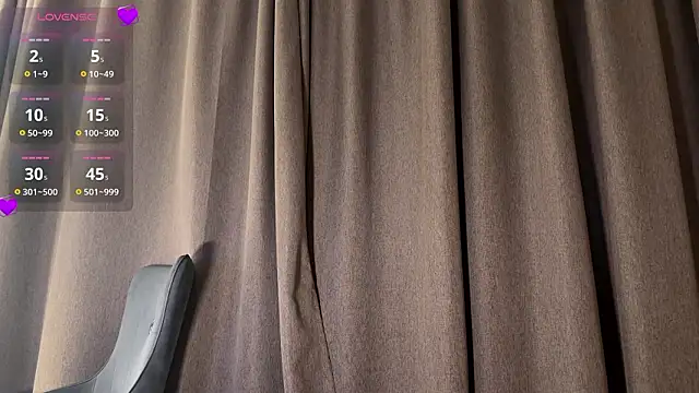 Snapshot of liuli_flower chatting on 02-14-26, 05:04 liuli flower online show from 02-14-26, 05:04