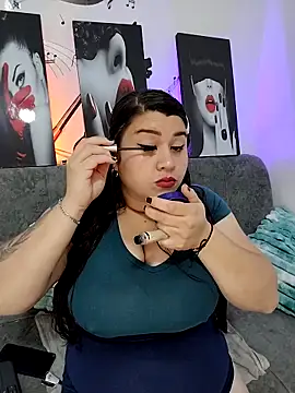 Snapshot of SafiroFer chatting on 11-14-25, 09:02 SafiroFer online show from 11-14-25, 09:02