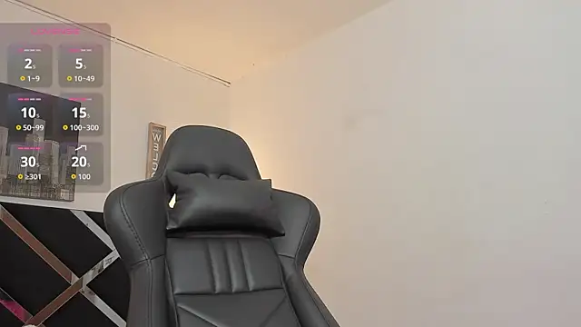 iamCharlotte19 online show from 10-03-25, 07:11