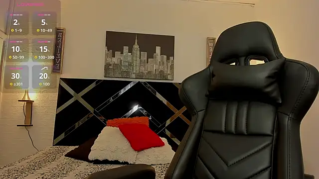 Snapshot of iamCharlotte19 chatting on 10-15-25, 07:36 iamCharlotte19 online show from 10-15-25, 07:36