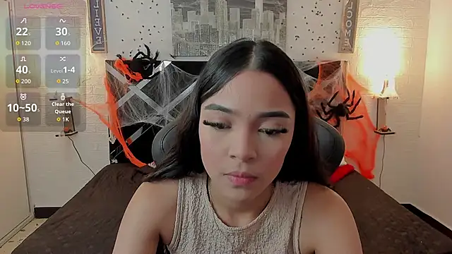 Snapshot of iamCharlotte19 chatting on 10-27-25, 08:02 iamCharlotte19 online show from 10-27-25, 08:02