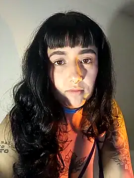 Jinx  x online show from 12-17-25, 04:40