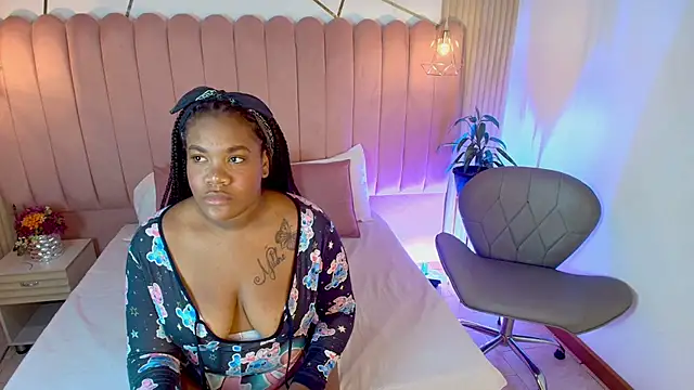 Chloee Miller1 online show from 09-26-25, 11:47