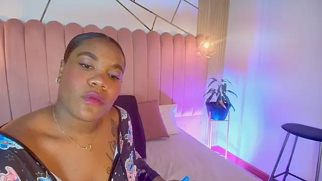 Chloee Miller1 online show from 10-04-25, 12:25
