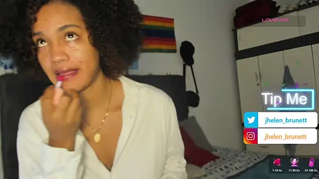 Brunettjhelen online show from 11-22-25, 04:50