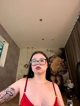 RubySkye online show from 09-22-25, 11:07