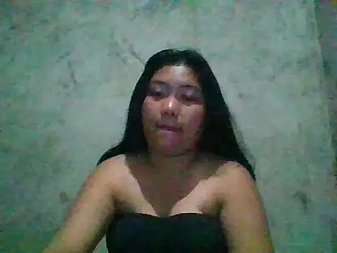 Snapshot of nikki_zapphire chatting on 10-26-25, 12:05 nikki zapphire online show from 10-26-25, 12:05