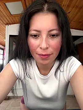 Snapshot of Mia_salinass chatting on 09-12-25, 07:14 Mia salinass online show from 09-12-25, 07:14