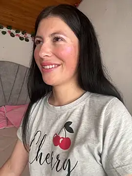 Snapshot of Mia_salinass chatting on 09-19-25, 06:08 Mia salinass online show from 09-19-25, 06:08