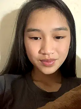 Snapshot of -Lie-06 chatting on 11-28-25, 07:44 -Lie-06 online show from 11-28-25, 07:44