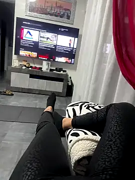 BabyLeopard online show from 10-22-25, 06:29