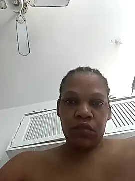 HappygalTheQueen online show from 02-04-26, 09:48