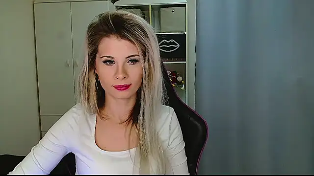 KristineGlow online show from 01-13-26, 07:13