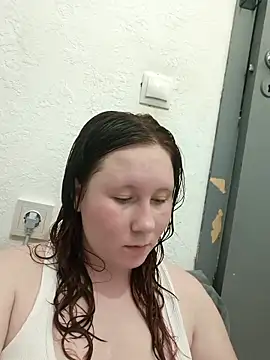 MiaKissy online show from 10-19-25, 08:20