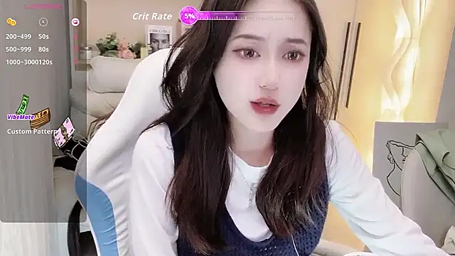 Naiyi-babe online show from 10-13-25, 04:18